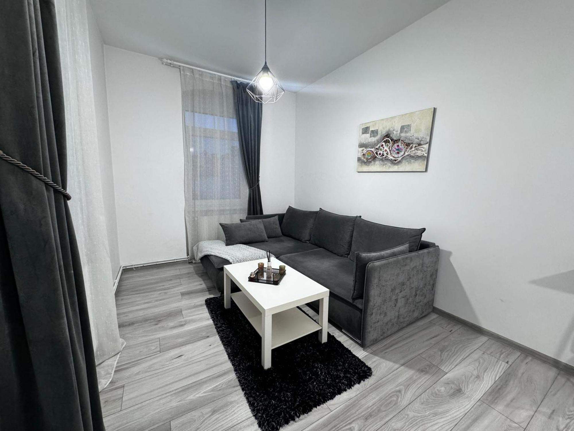 Apart City Center Брашов Экстерьер фото